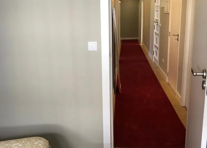 Quebra Costas House Albergue